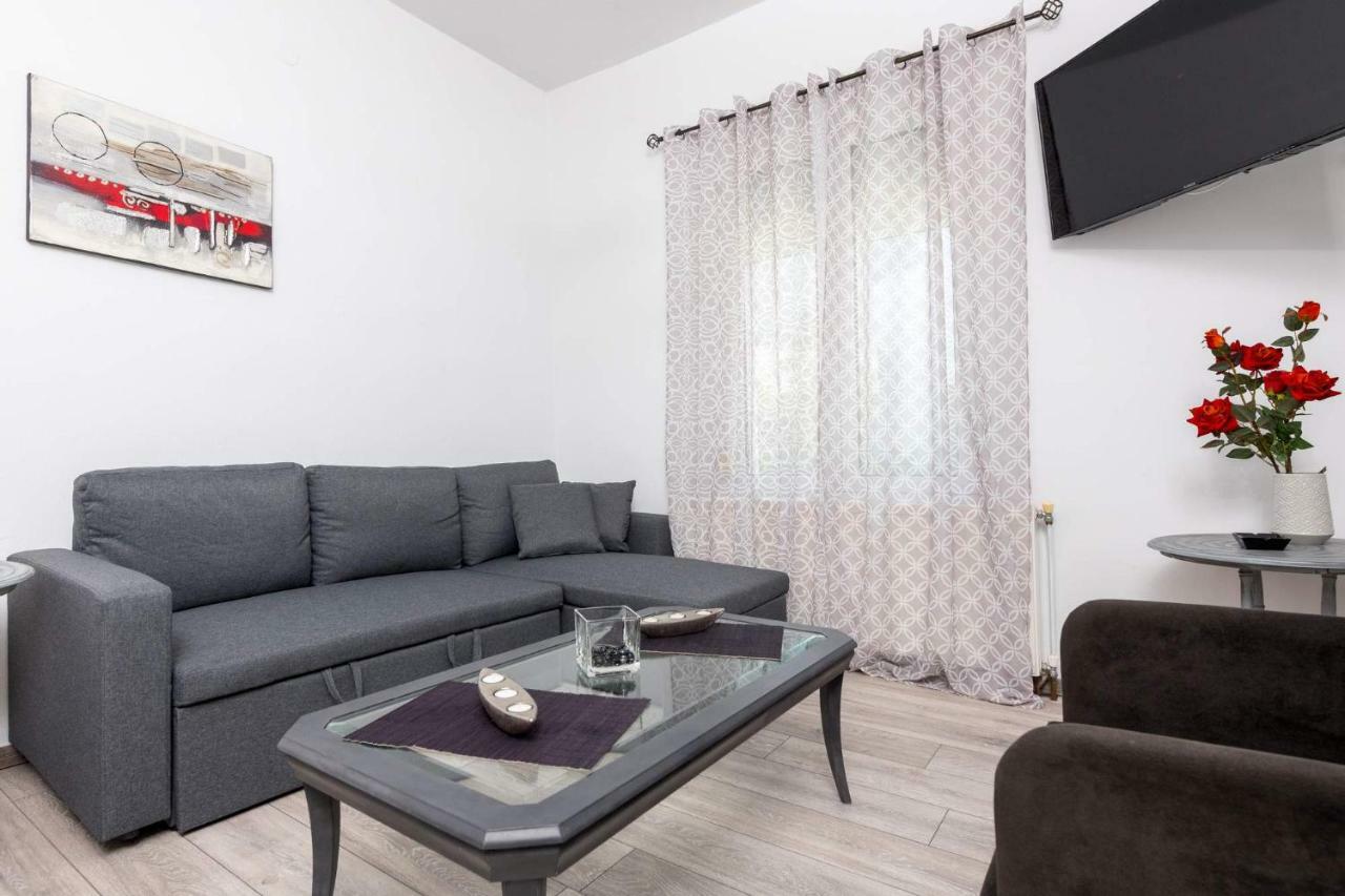Anastasia'S Apartment Limenas  Ngoại thất bức ảnh
